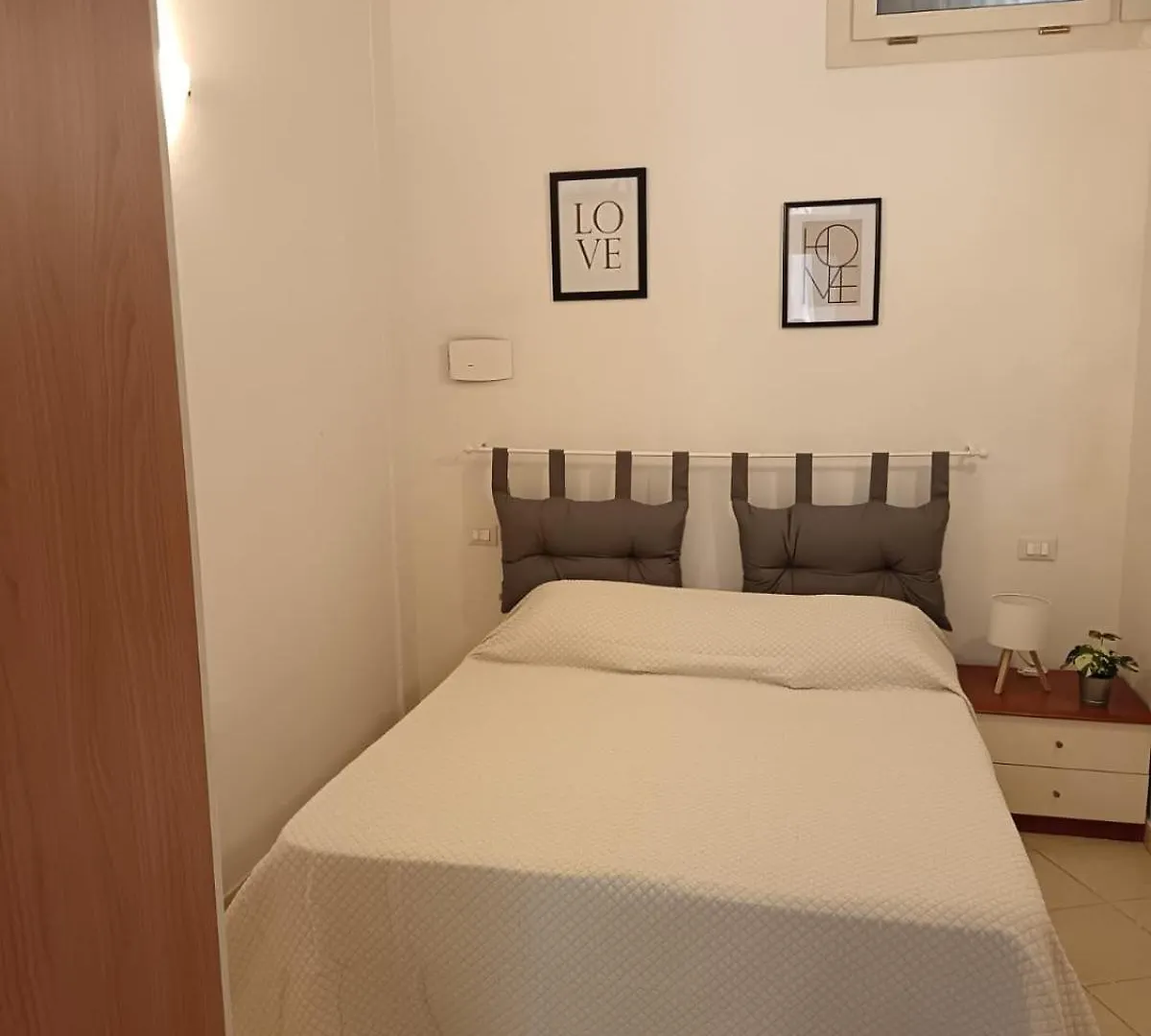 Camera Pressi Careggi Tramvia Φλωρεντία Πανσιόν